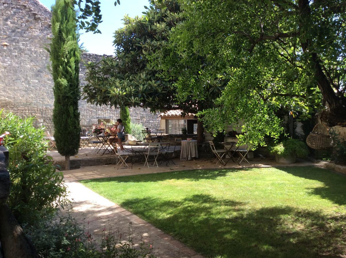 Le Posterlon Bed & Breakfast Caumont-sur-Durance Exterior photo